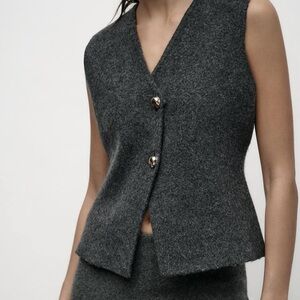 ZARA PLAIN KNIT VEST